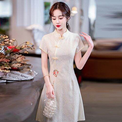 Ma 2023 Summer New Improved Cheongsam High-End Chinese Style Retro Girl Light Waist Trimming Short-Sleeved Dress