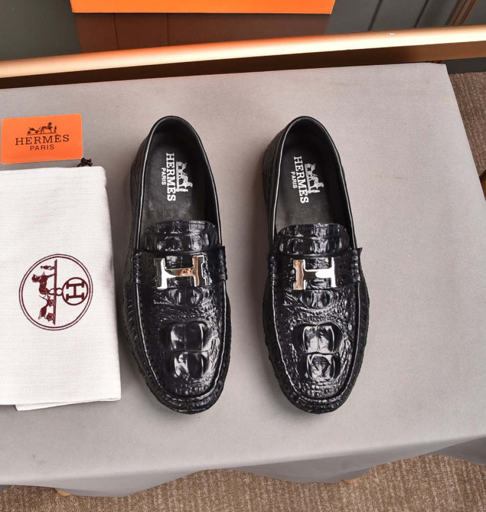 （Gift box packaging）Hermesˉ Men High Quality Genuine Leather Loafers Men Casual Shoes Slip on Men's Flats Fashion Men Shoes Male Driving Shoes
