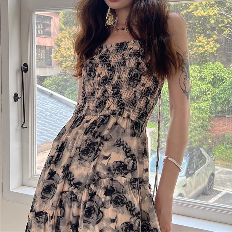 ❈❈□ 2023 summer new floral tube top dress women's summer French retro high-end waist slim suspender skirt