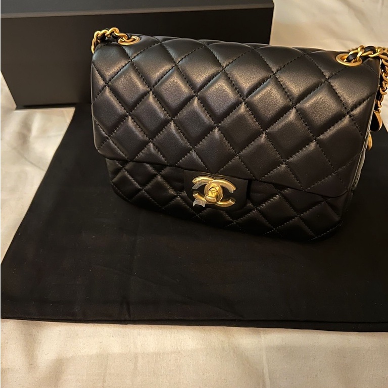 [11.11 SUPER SALE] CHANEL MINI SQUARE COCO CHAIN (AGHW)