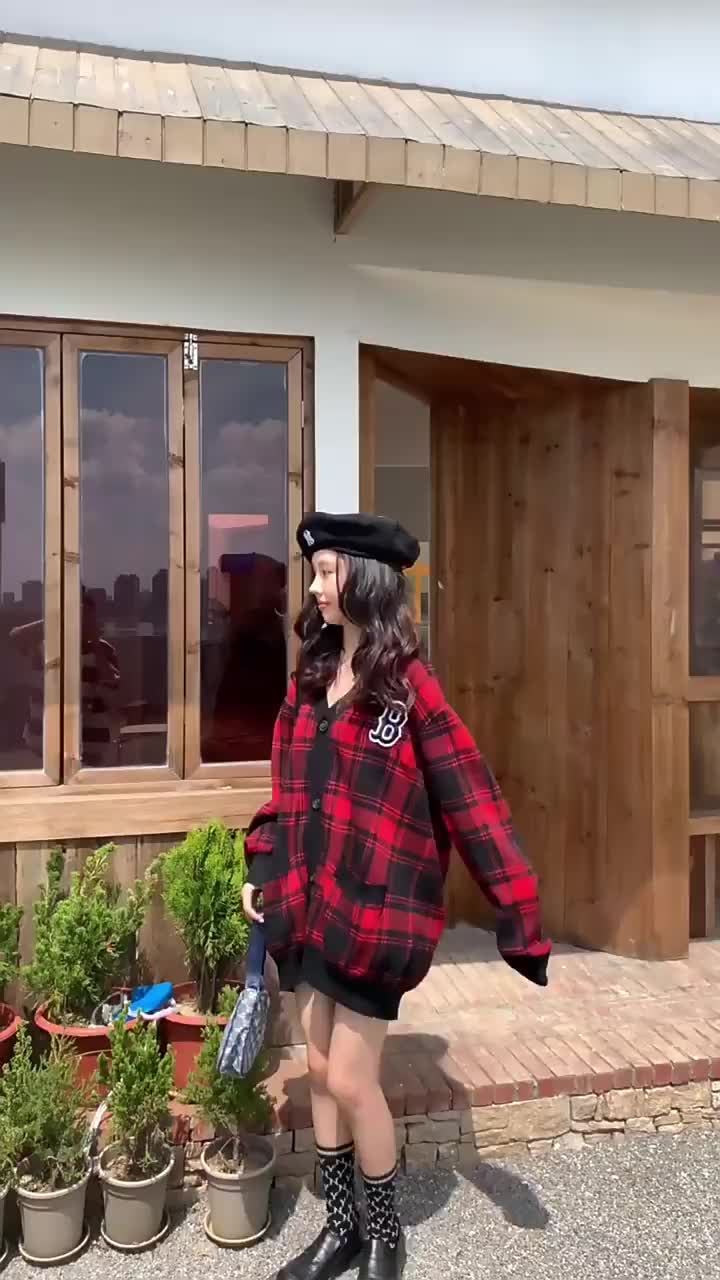 2023 Later Version South Korea MLB Autumn and Winter Classic Plaid Stitching LA Sweater Cardigan Men's and Women's Casual Sweater