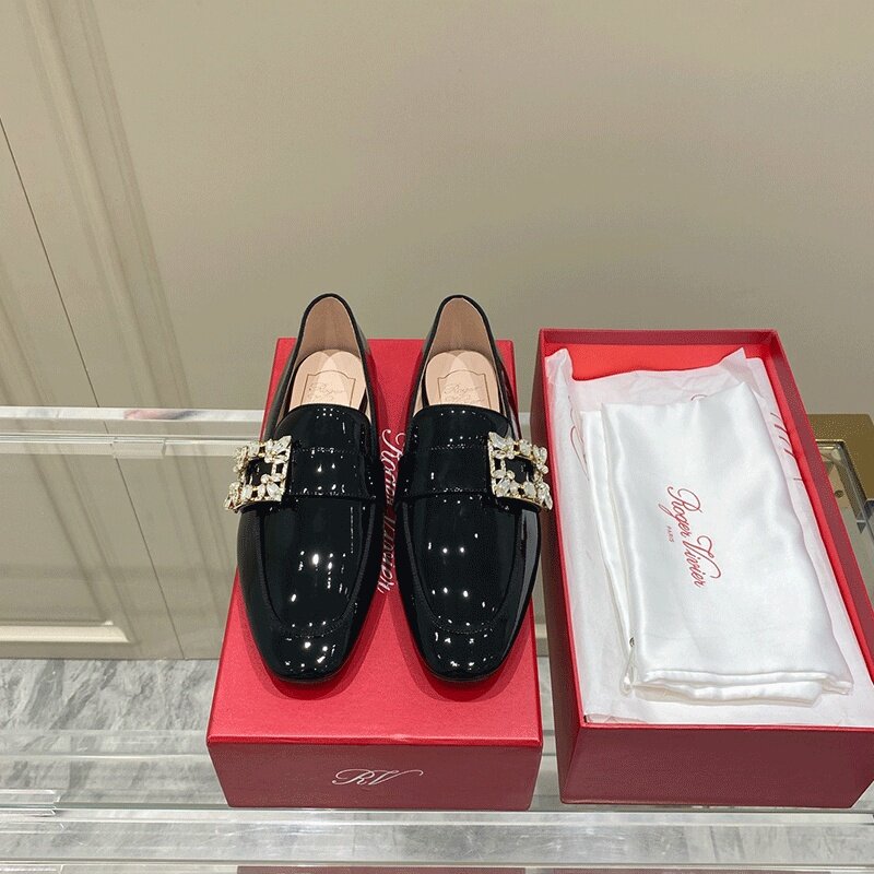 Roger vivierˉSide-drilled Patent-leather Loafers Cowhide Women's Classic Casual Shoes
