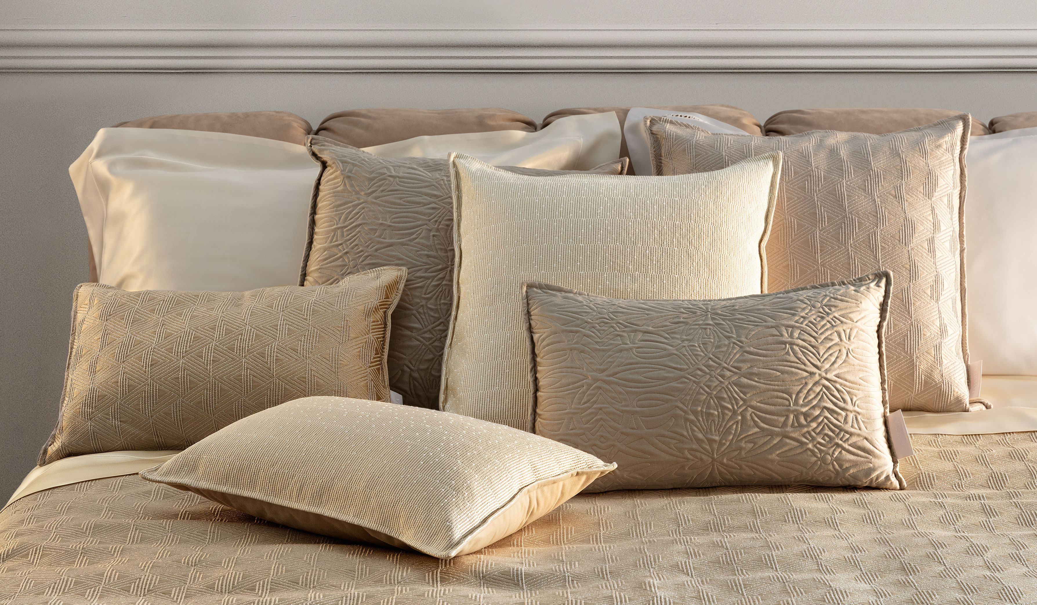 La Perla Home Collection - Diamanti Cushion (50 x 50 cm)